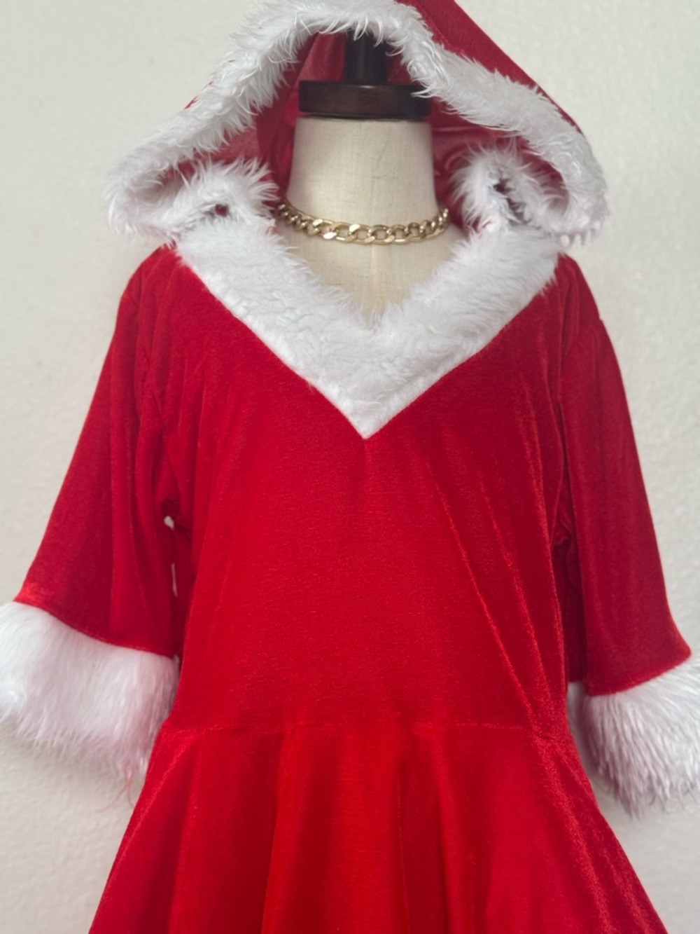 Santa Clause Dress with Tulle Skirt Girls Red Velvet Costume M 10 12 - Picture 2 of 6